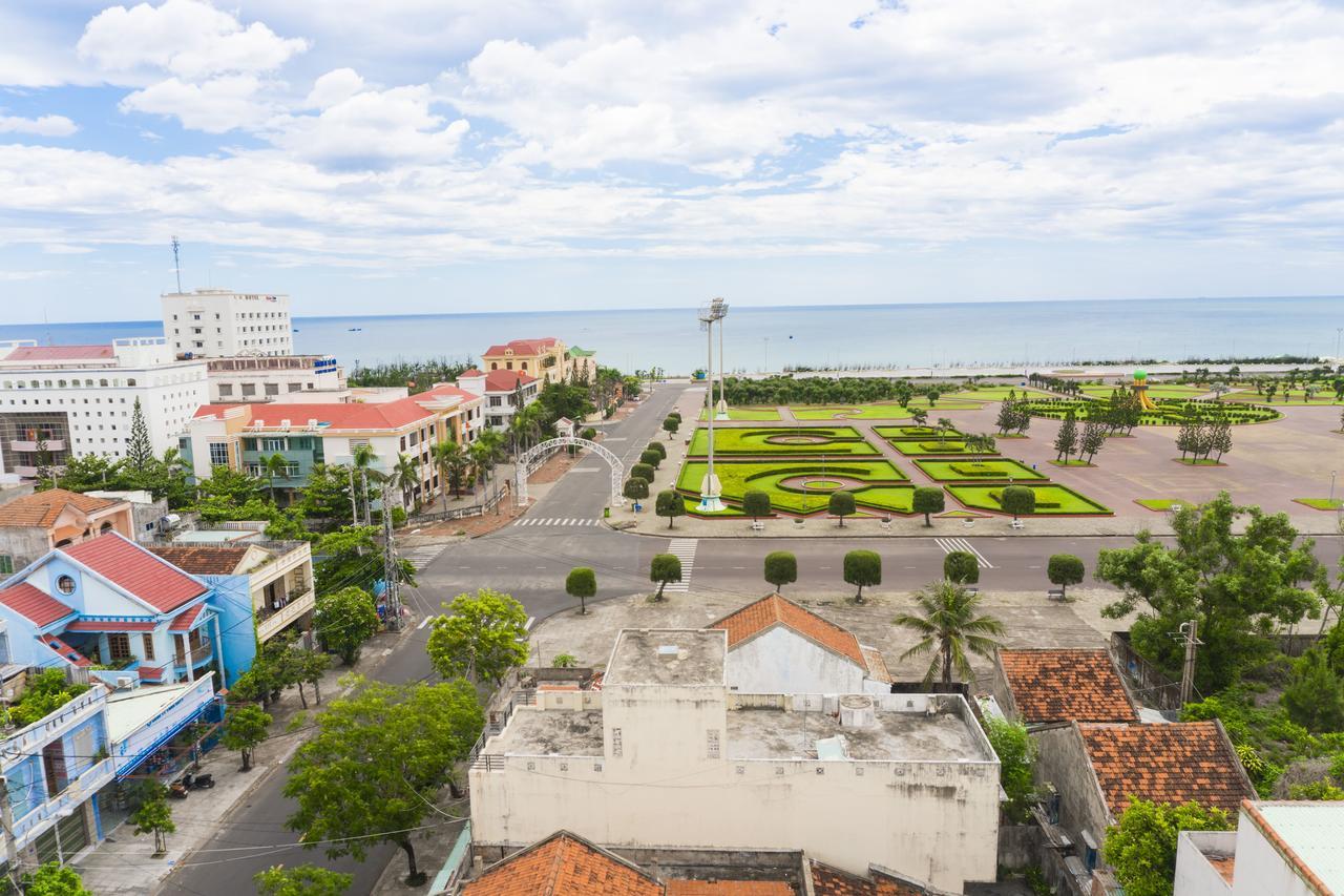 Aries Hotel Tuy Hoa Extérieur photo